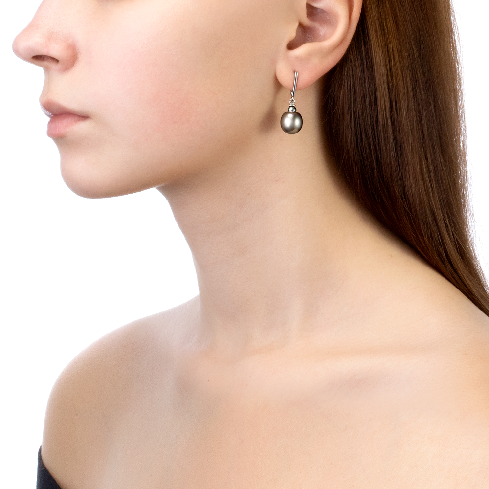 Серьги из серебра с Таитянскими жемчужинами 10-11 мм. Артикул 10714 Серьги из серебра с Таитянскими жемчужинами 10-11 мм. Артикул 10714