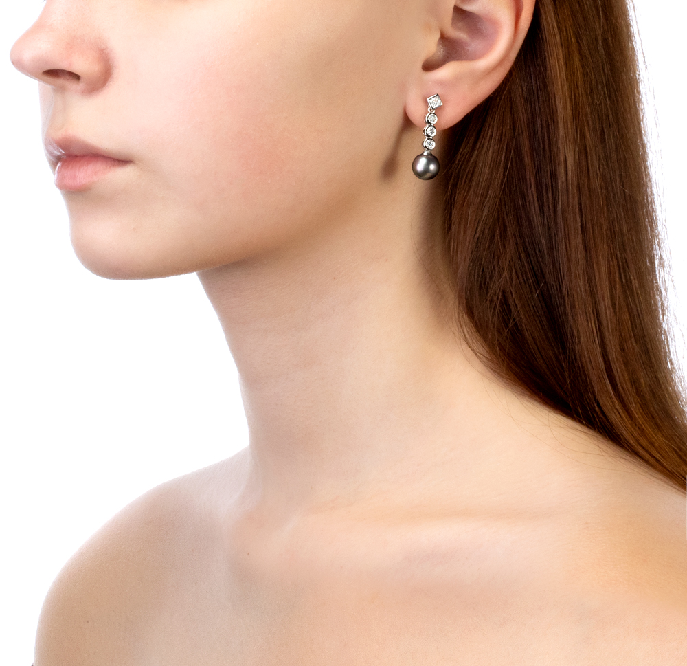 Серьги из серебра с Таитянскими жемчужинами 9-9,5 мм. Артикул 10815 Серьги из серебра с Таитянскими жемчужинами 9-9,5 мм. Артикул 10815