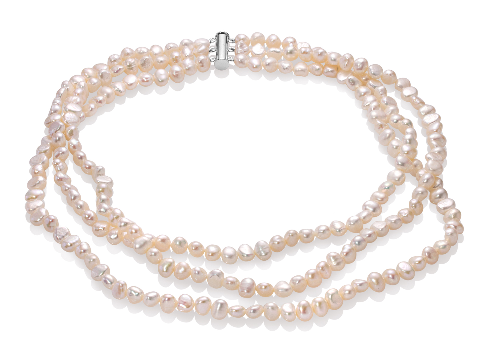 Ожерелье в 3 ряда из белого барочного жемчуга 7-7,5 мм. Качество жемчуга наивысшее ААА. Артикул 9390 Ожерелье в 3 ряда из белого барочного жемчуга 7-7,5 мм. Качество жемчуга наивысшее ААА. Артикул 9390