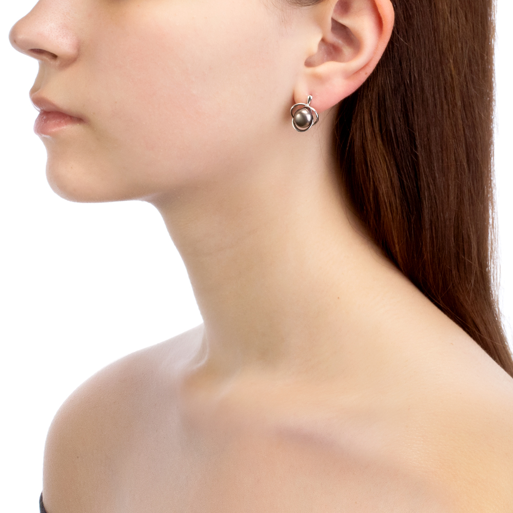 Серьги из серебра с черными жемчужинами 8,5-9 мм. Артикул 10771 Серьги из серебра с черными жемчужинами 8,5-9 мм. Артикул 10771