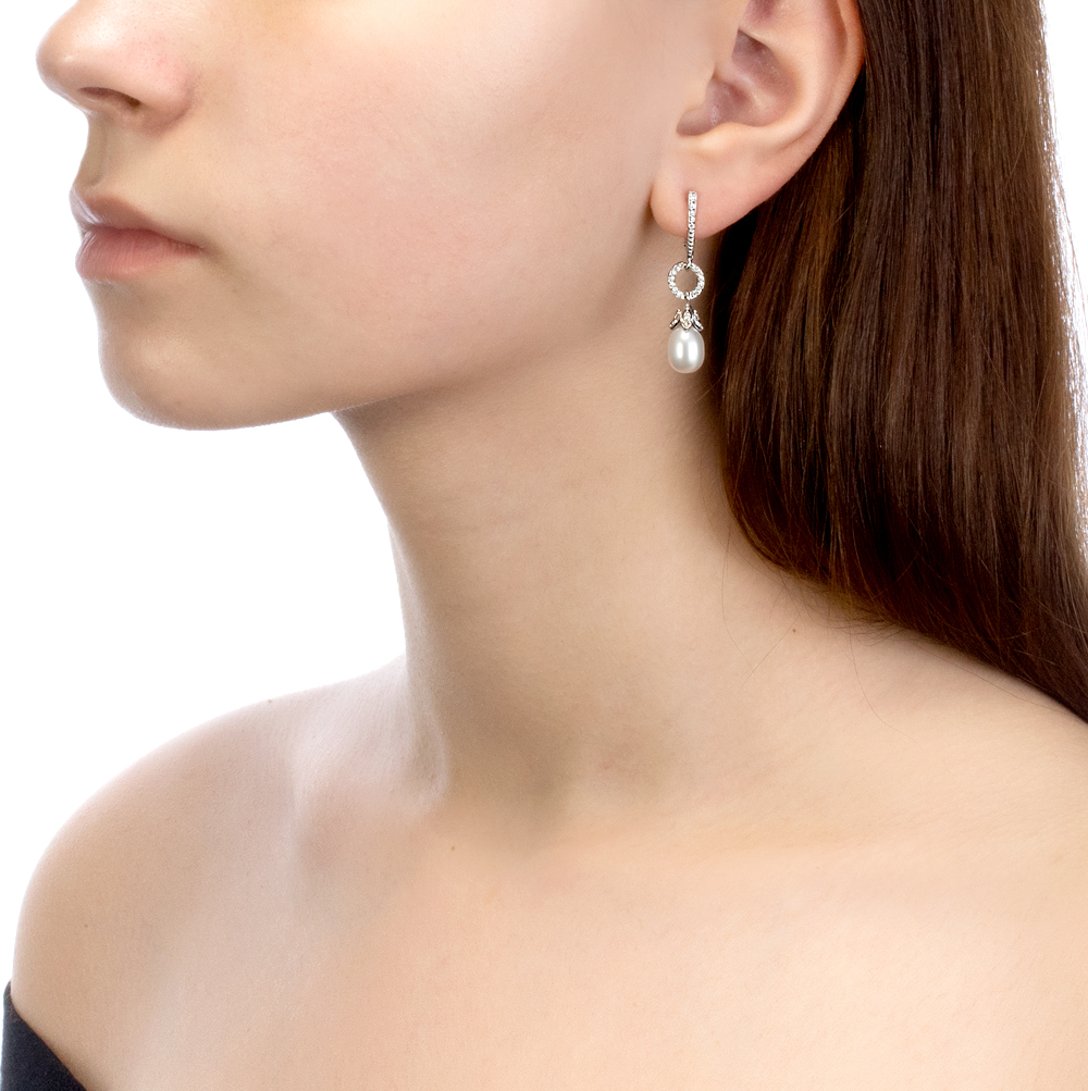 Серьги из серебра с белыми жемчужинами 7,5-8 мм. Артикул 12411