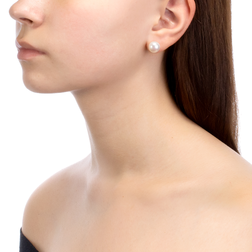 Пусеты из серебра с белыми жемчужинами 10,5-11 мм. Артикул 11782