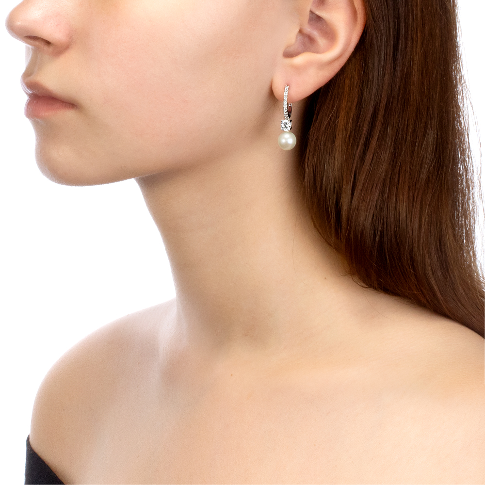 Серьги из серебра с белыми жемчужинами 8,5-9 мм. Артикул 9614 Серьги из серебра с белыми жемчужинами 8,5-9 мм. Артикул 9614