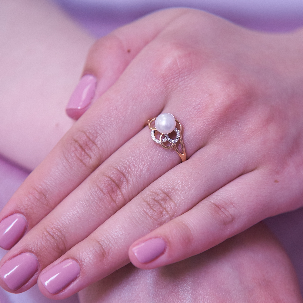 Кольцо из серебра 925 пробы с белой речной жемчужиной 7-7,5 мм. Артикул 10373