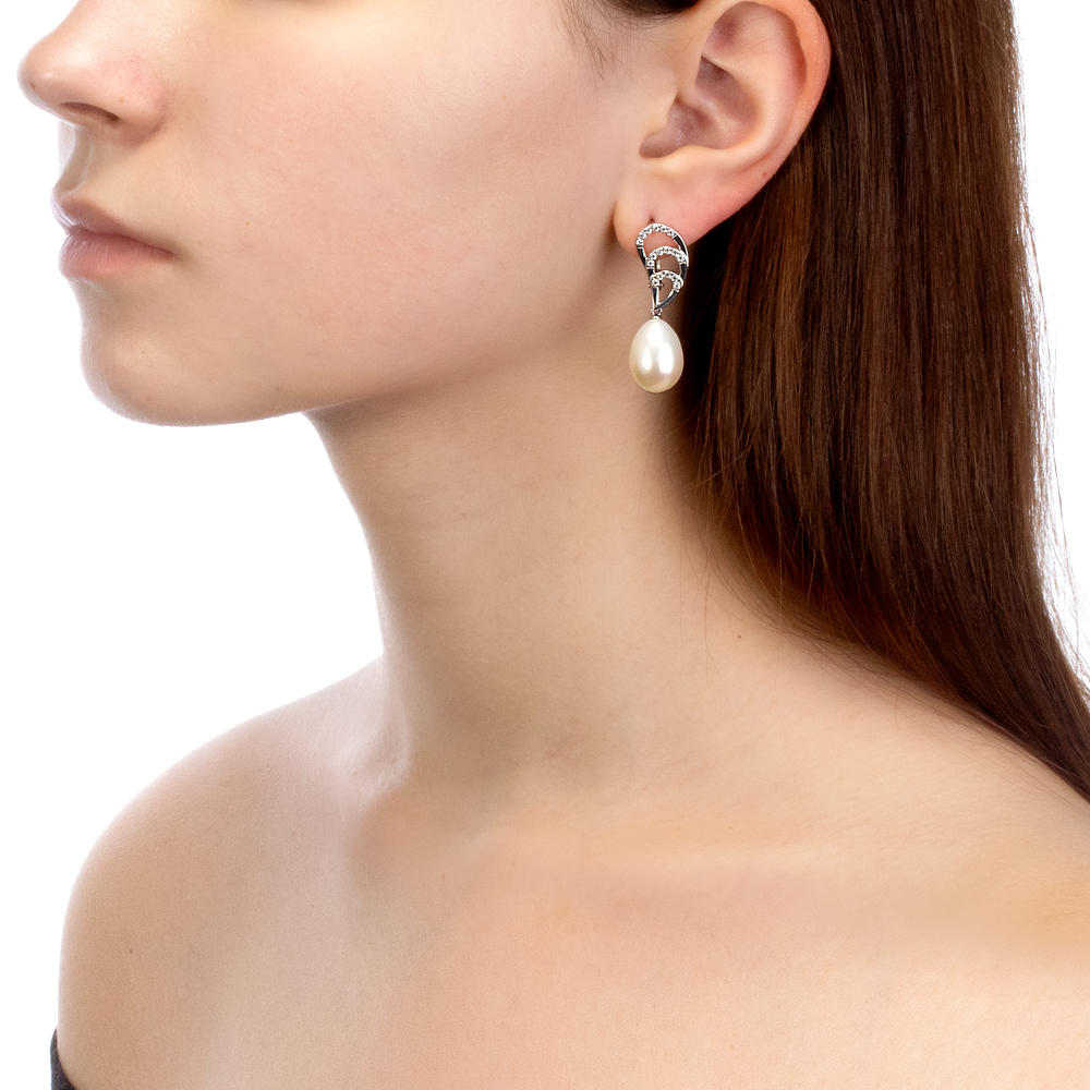 Серьги из серебра с белыми жемчужинами 12-12,5 мм. Артикул 10433 Серьги из серебра с белыми жемчужинами 12-12,5 мм. Артикул 10433