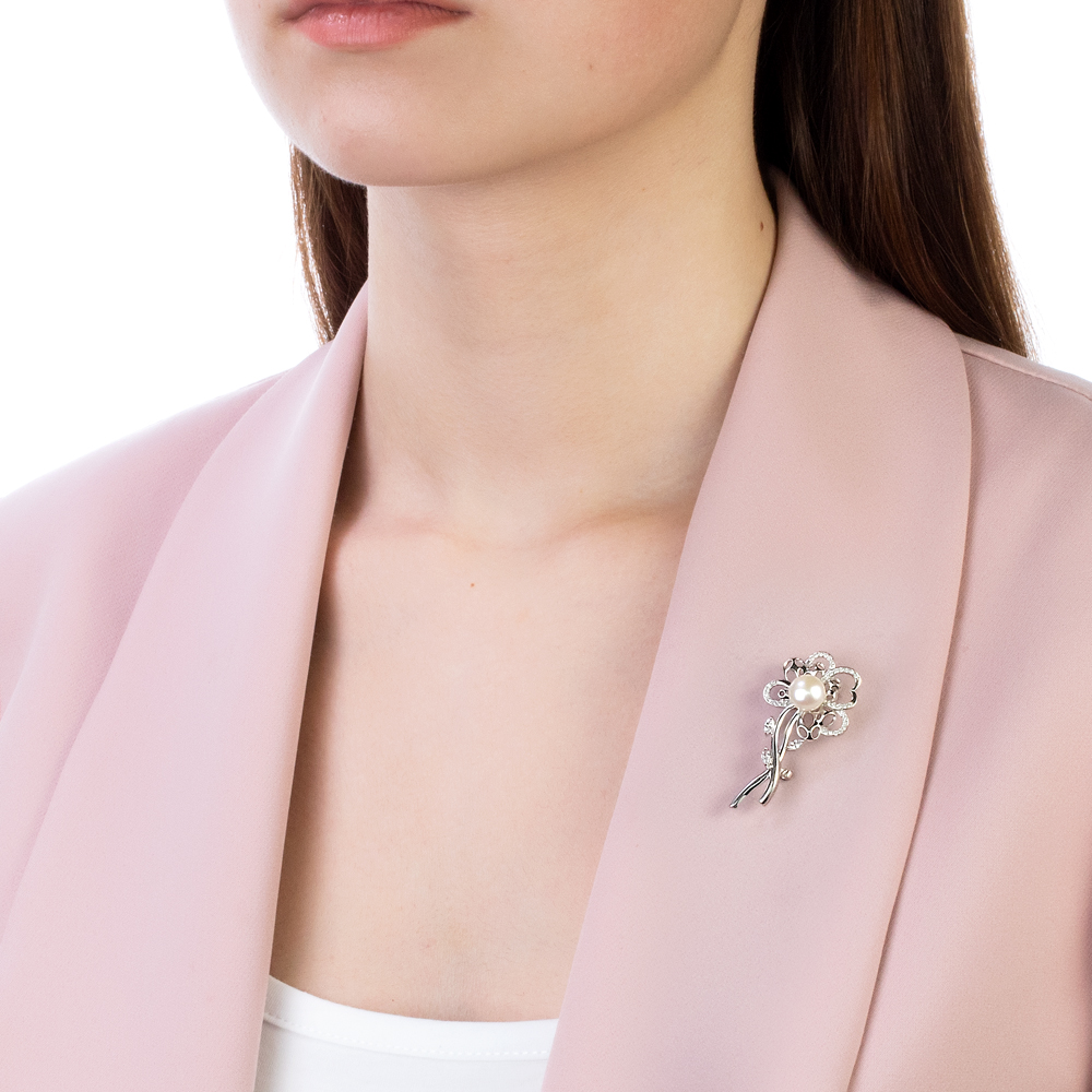Брошь из серебра с белой жемчужиной 8,5-9 мм. Артикул 10025