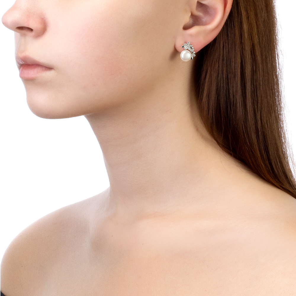 Серьги из серебра с белыми жемчужинами 8-8,5 мм. Артикул 10425