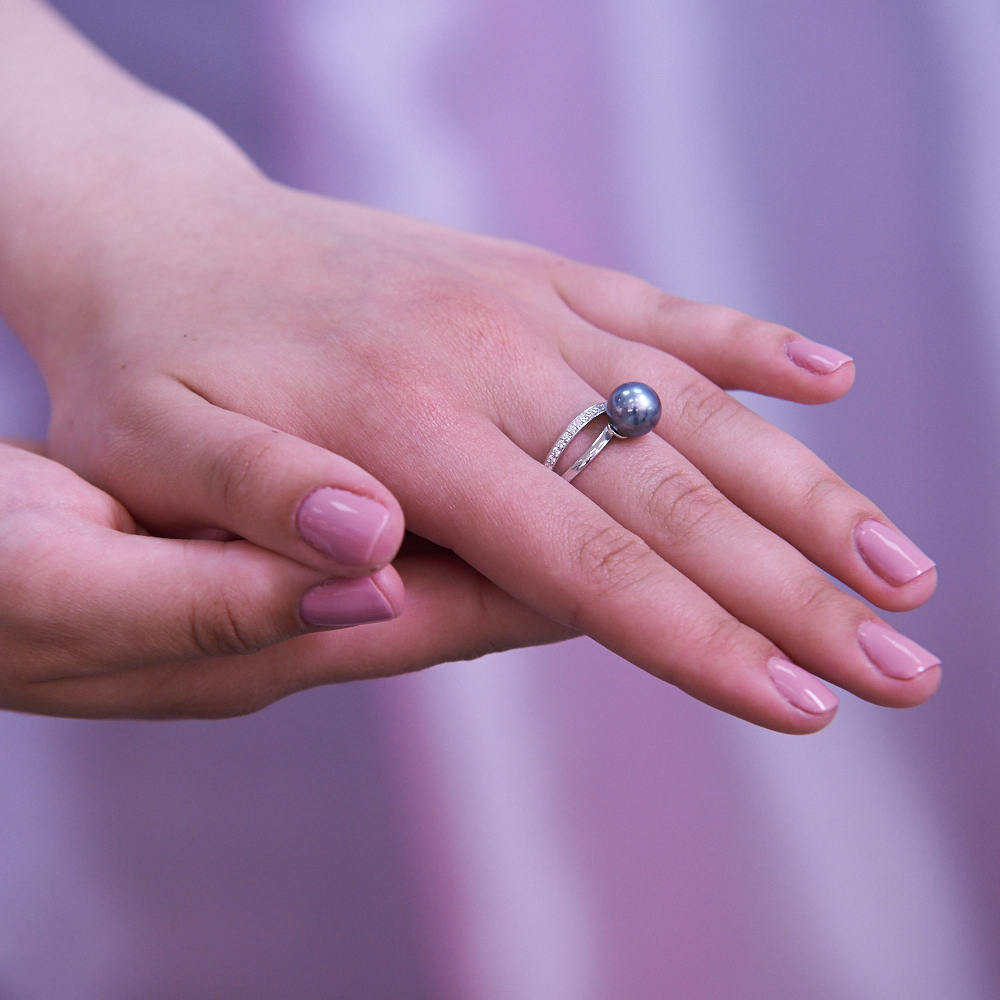 Кольцо из серебра 925 пробы с Таитянской морской жемчужиной 9-9,5 мм. Артикул 10881 Кольцо из серебра 925 пробы с Таитянской морской жемчужиной 9-9,5 мм. Артикул 10881