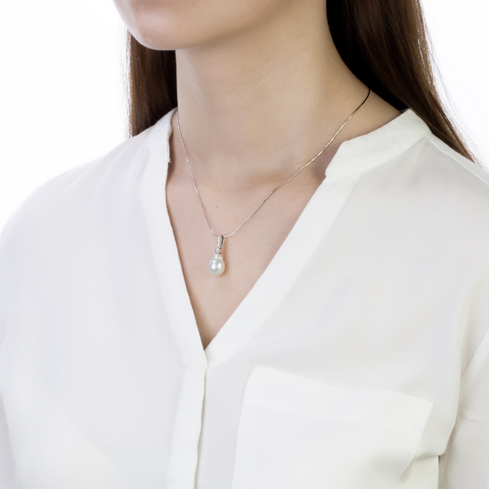 Кулон из серебра с белой Австралийской жемчужиной 10-10,5 мм. Артикул 12250 Кулон из серебра с белой Австралийской жемчужиной 10-10,5 мм. Артикул 12250