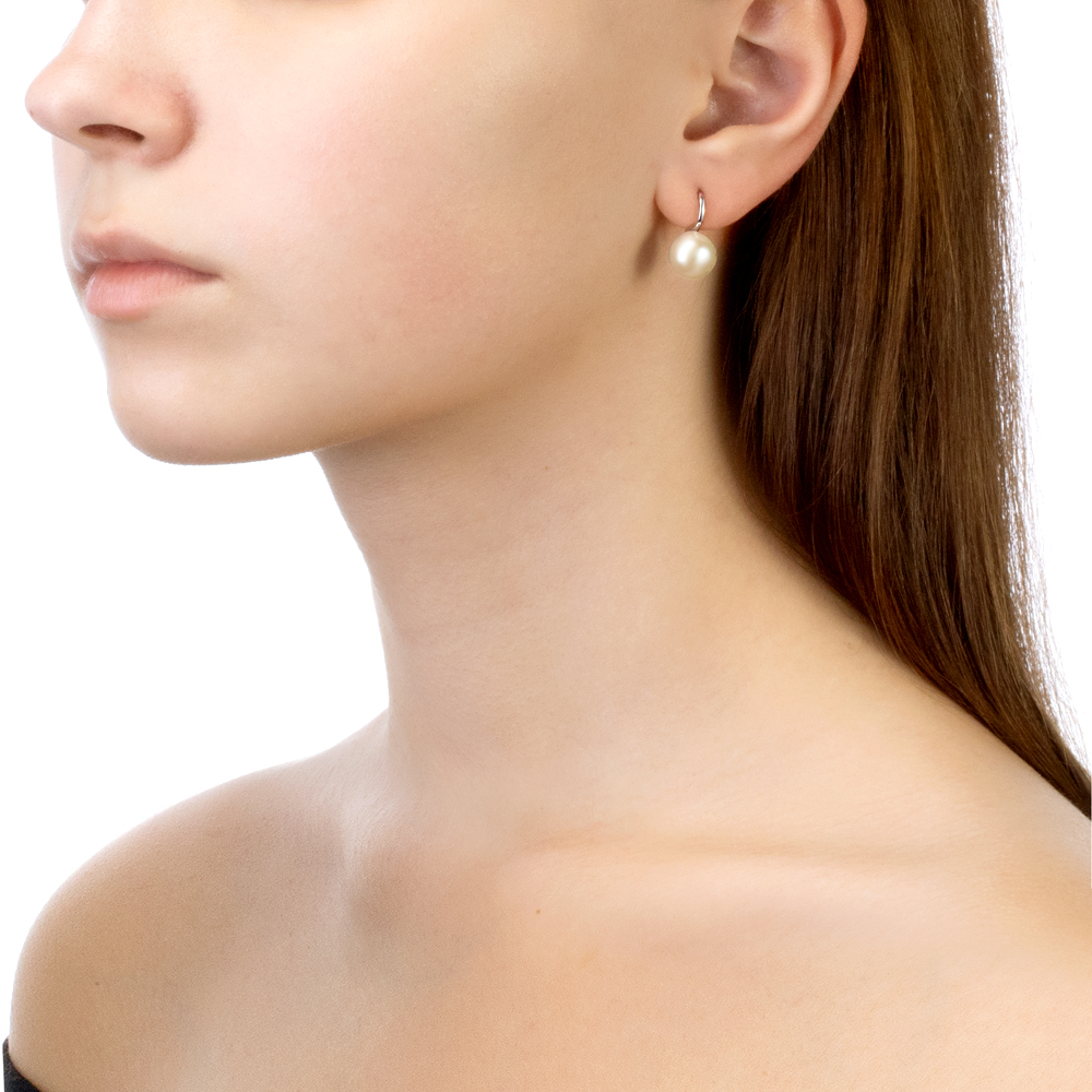 Серьги из серебра с белыми жемчужинами 9,5 мм. Артикул 11019 Серьги из серебра с белыми жемчужинами 9,5 мм. Артикул 11019