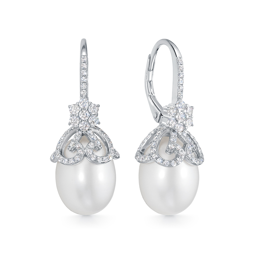 Серьги из серебра с белыми жемчужинами "капля" 10-10,5 мм. Артикул 10385 Серьги из серебра с белыми жемчужинами "капля" 10-10,5 мм. Артикул 10385