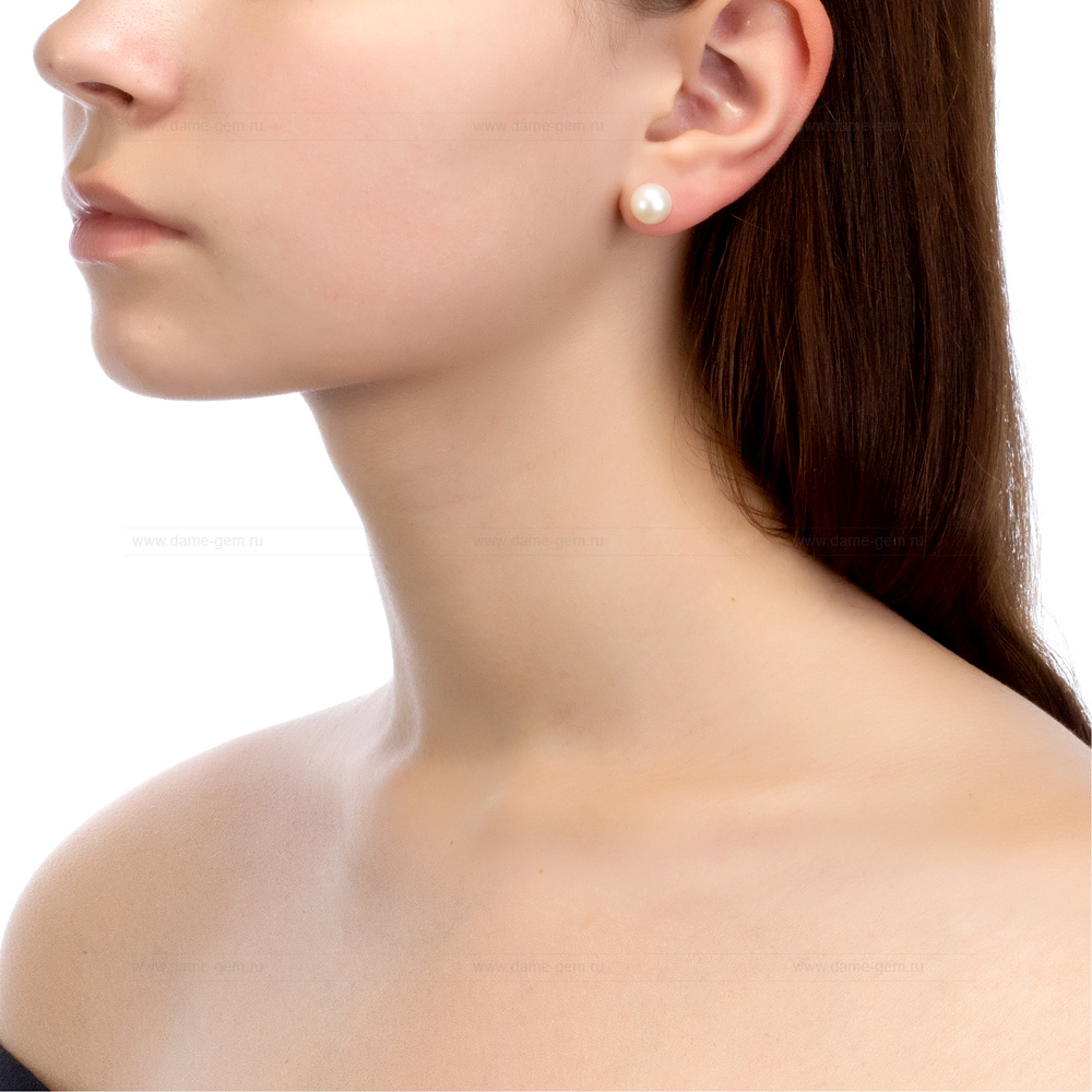 Пусеты из серебра с белыми жемчужинами 8,5-9 мм. Артикул 11740