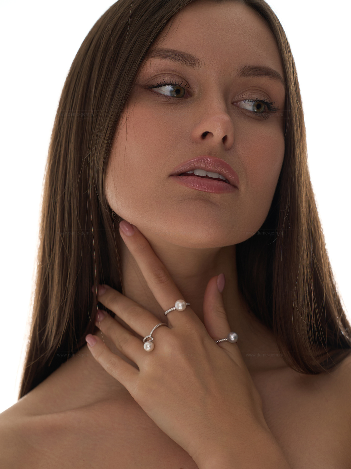 Кольцо из белого золота с белой морской жемчужиной Акойя 7,5-8 мм. Артикул 11652 Кольцо из белого золота с белой морской жемчужиной Акойя 7,5-8 мм. Артикул 11652