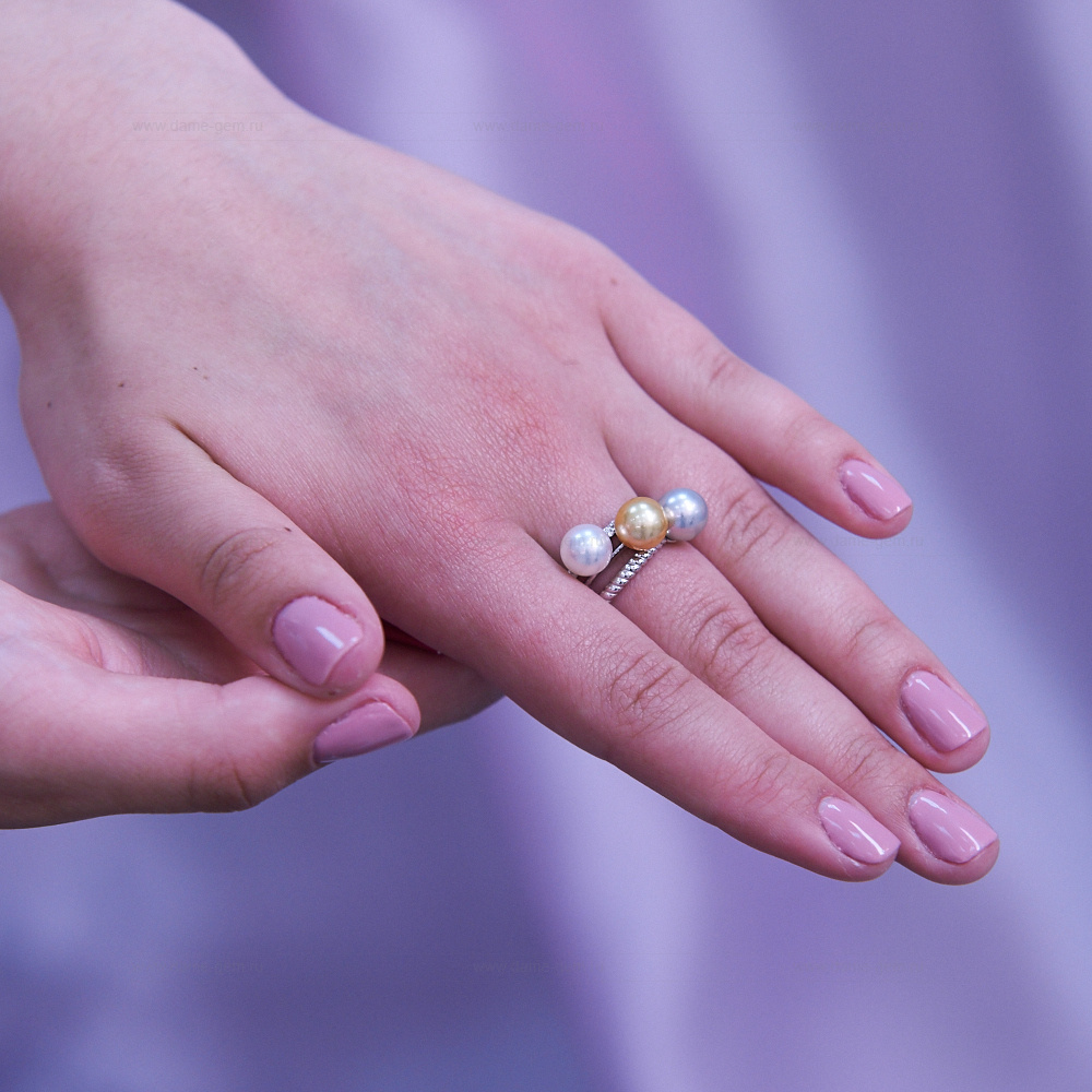 Кольцо "Трио" из золота 585 пробы с морскими жемчужинами Акойя 7,5-8 мм. Артикул 11655