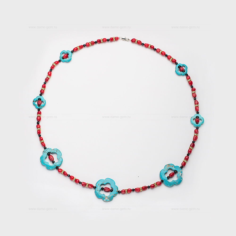 Бусы из коралла, бирюзы и агата, украшенные стразами. Артикул 12636