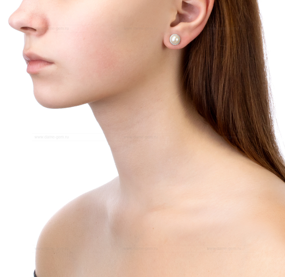 Серьги-пусеты из серебра с белыми жемчужинами 7-7,5 мм. Артикул 10416