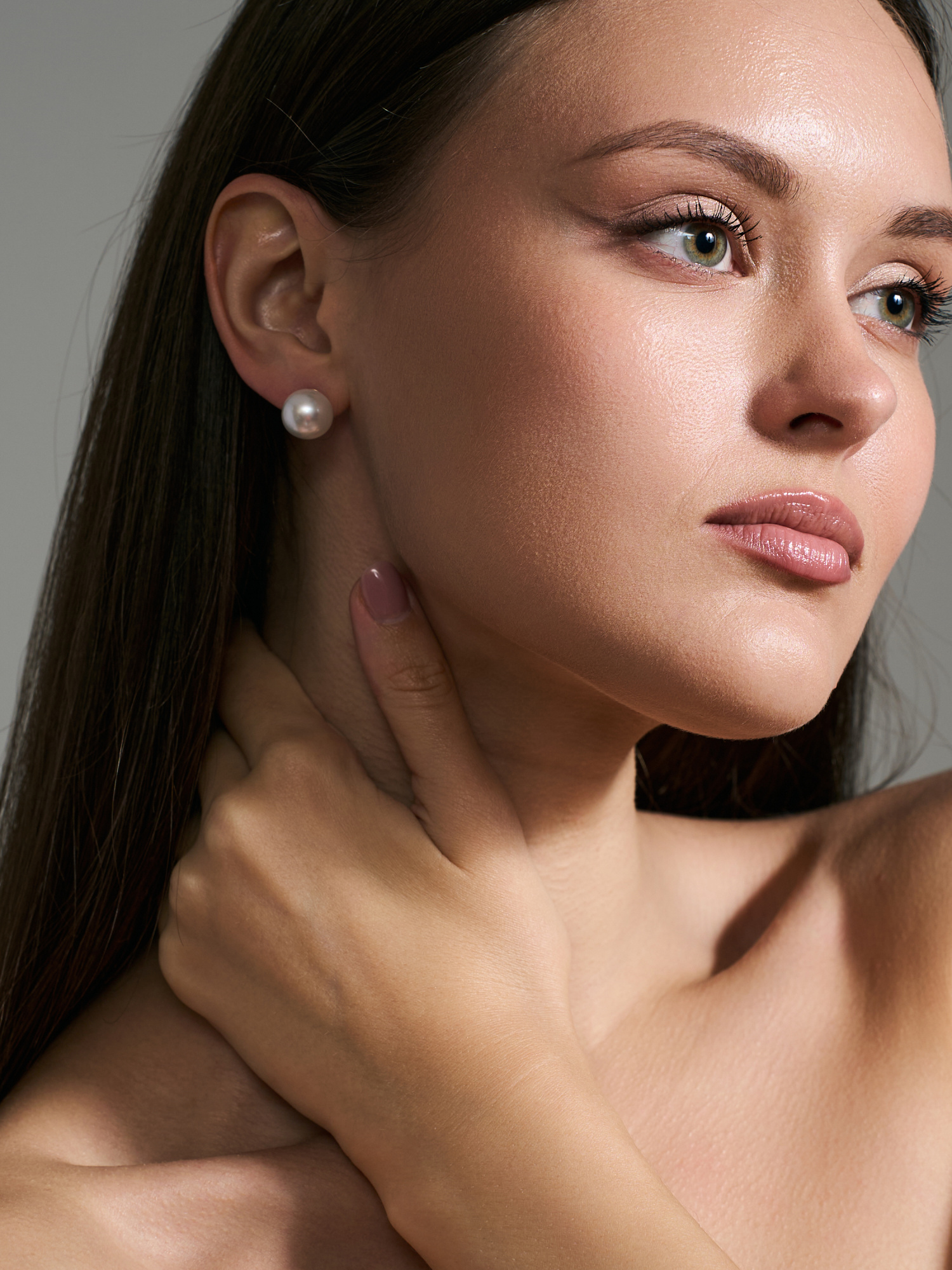 Пусеты из золота 585 пробы с белыми Австралийскими жемчужинами 10,6-10,9 мм. Артикул 9168 Пусеты из золота 585 пробы с белыми Австралийскими жемчужинами 10,6-10,9 мм. Артикул 9168