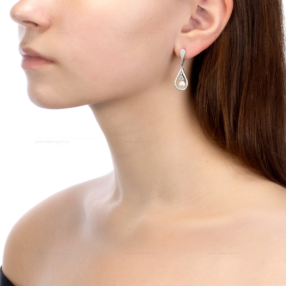 Серьги из серебра с белыми жемчужинами 7 мм. Артикул 10203