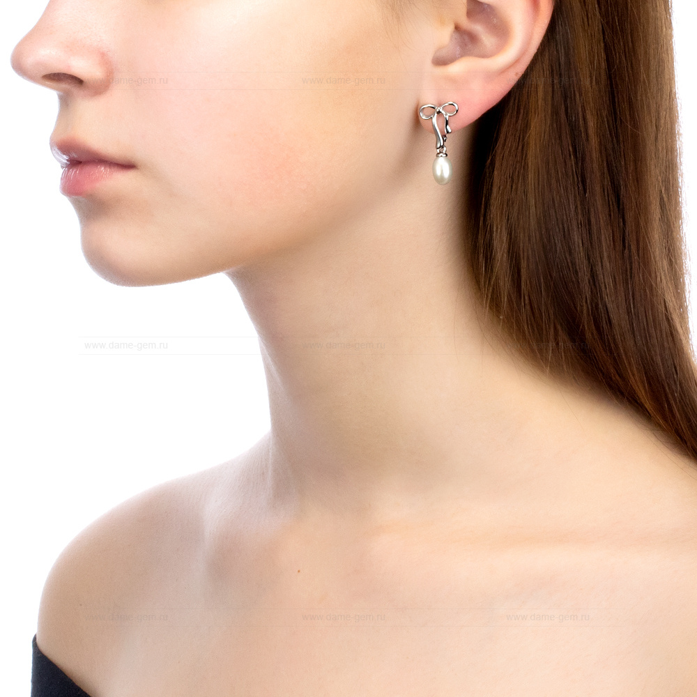 Серьги из серебра с белыми жемчужинами 7,5-8 мм. Артикул 11635