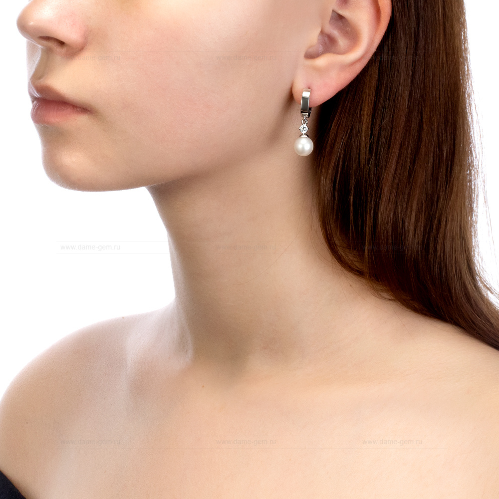 Серьги из серебра с белыми жемчужинами 8,5-9 мм. Артикул 9610 Серьги из серебра с белыми жемчужинами 8,5-9 мм. Артикул 9610