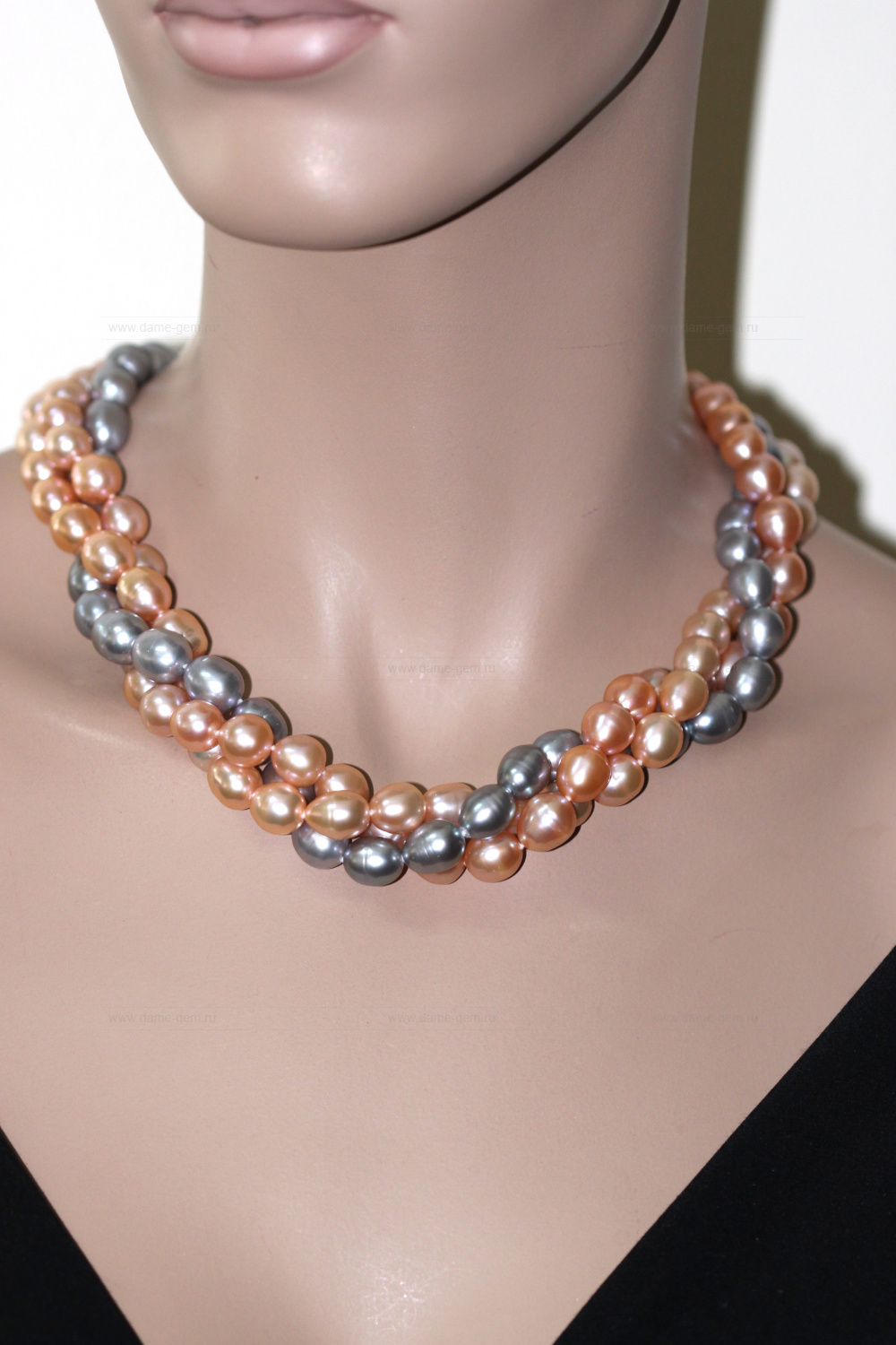 Ожерелье в 3 ряда из рисообразного жемчуга 10-11 мм. Качество жемчуга наивысшее ААА. Артикул 9382