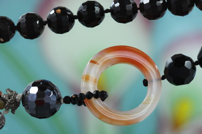 Бусы из черного агата и кристаллов. Артикул 12315