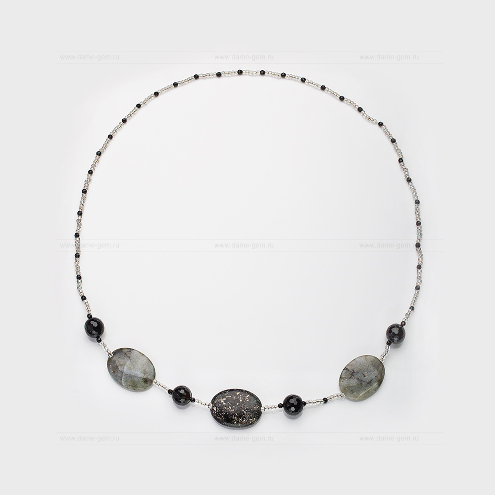 Бусы из кварца и агата, украшенные бисером. Артикул 12646