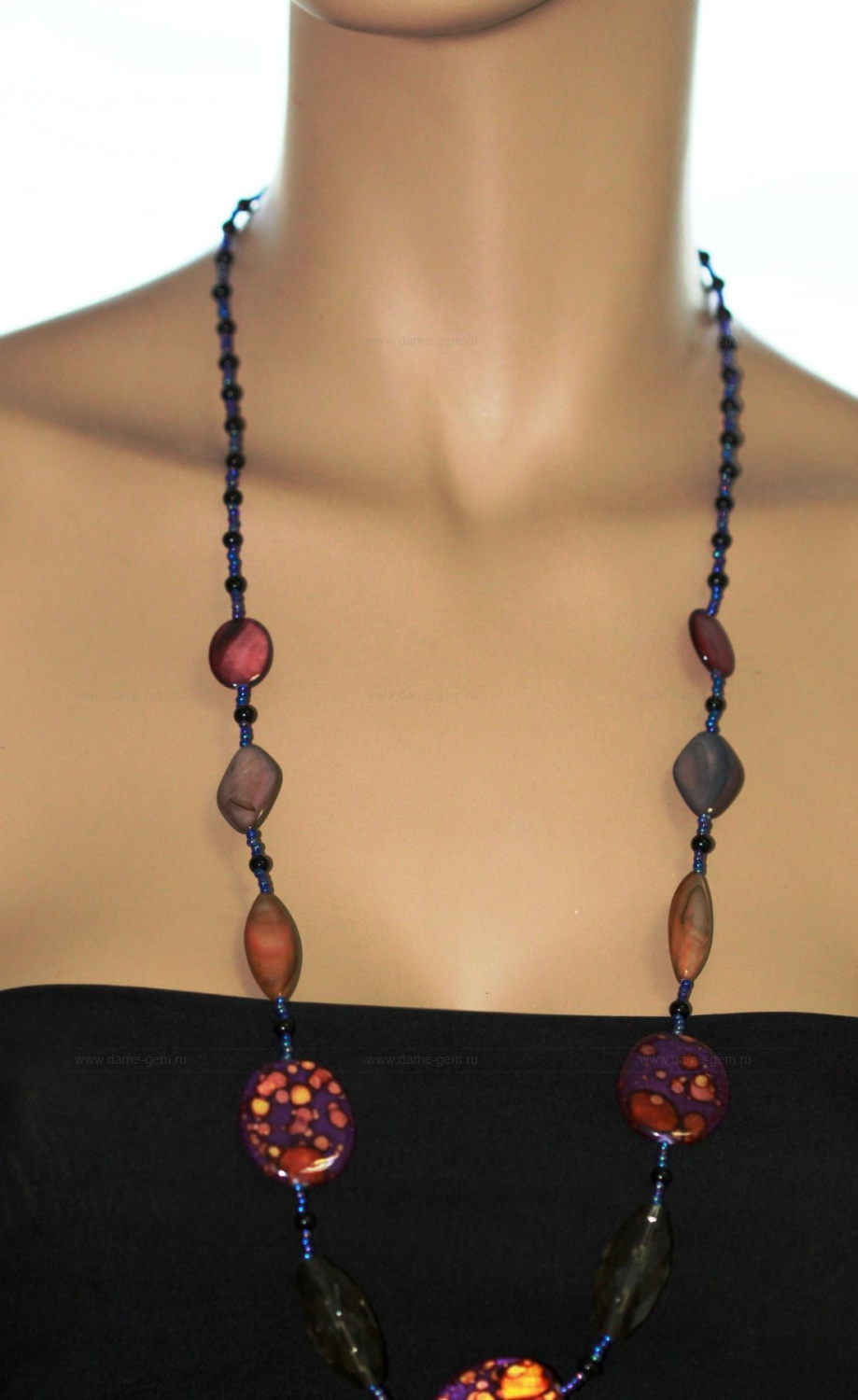 Бусы из перламутра, бисера и кристаллов. Артикул 12314