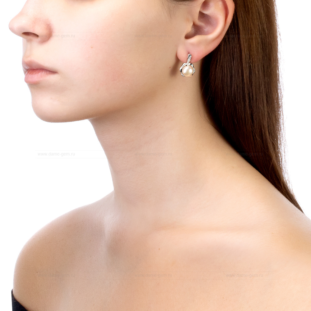 Серьги из серебра с белыми жемчужинами 8-8,5 мм. Артикул 12397