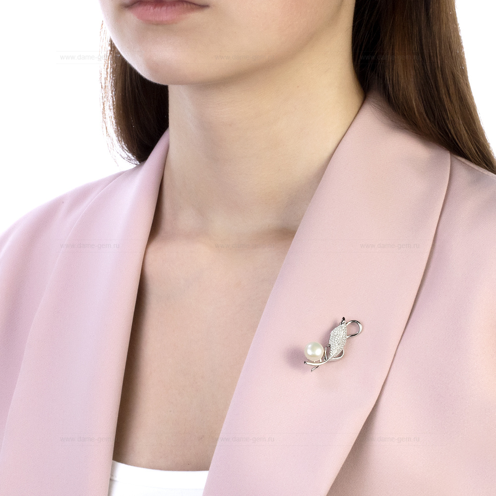 Брошь из серебра с белой жемчужиной 9,5-10 мм. Артикул 8472