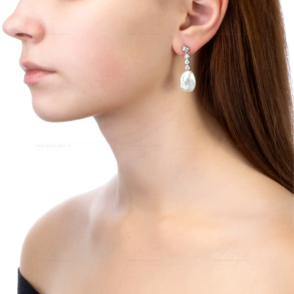Серьги из серебра с белыми барочными жемчужинами 13-15 мм. Артикул 10195 Серьги из серебра с белыми барочными жемчужинами 13-15 мм. Артикул 10195
