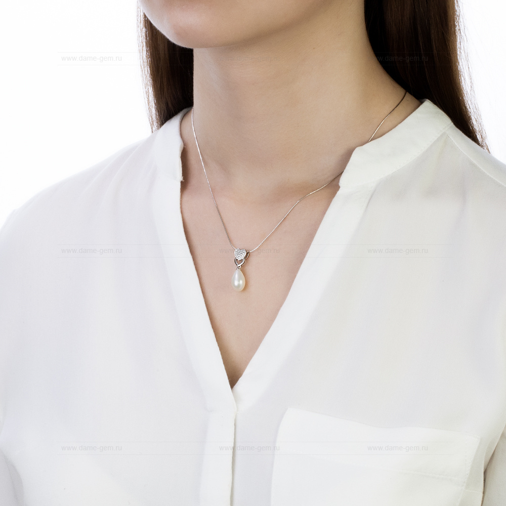 Кулон из серебра с каплевидной жемчужиной 6-8,5 мм. Артикул 11568