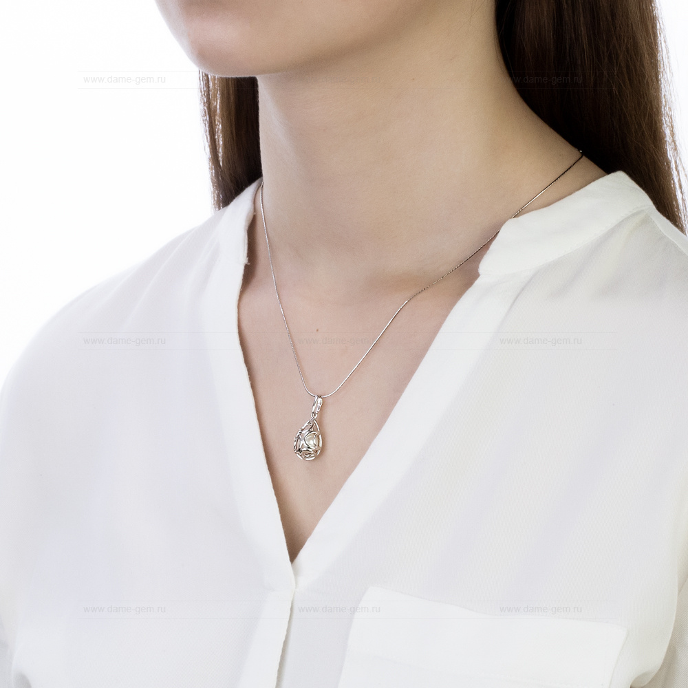 Кулон из серебра с белой речной жемчужиной 8-8,5 мм. Артикул 12086