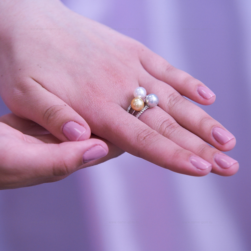 Кольцо "Трио" из золота 585 пробы с морскими жемчужинами Акойя 7,5-8 мм. Артикул 11655