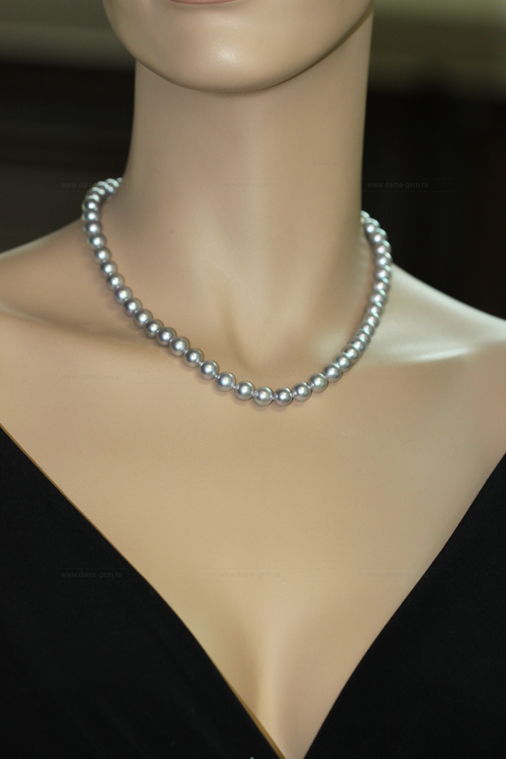 Ожерелье из серого круглого морского жемчуга 6,5-7 мм. Качество жемчуга наивысшее ААА. Артикул 7608