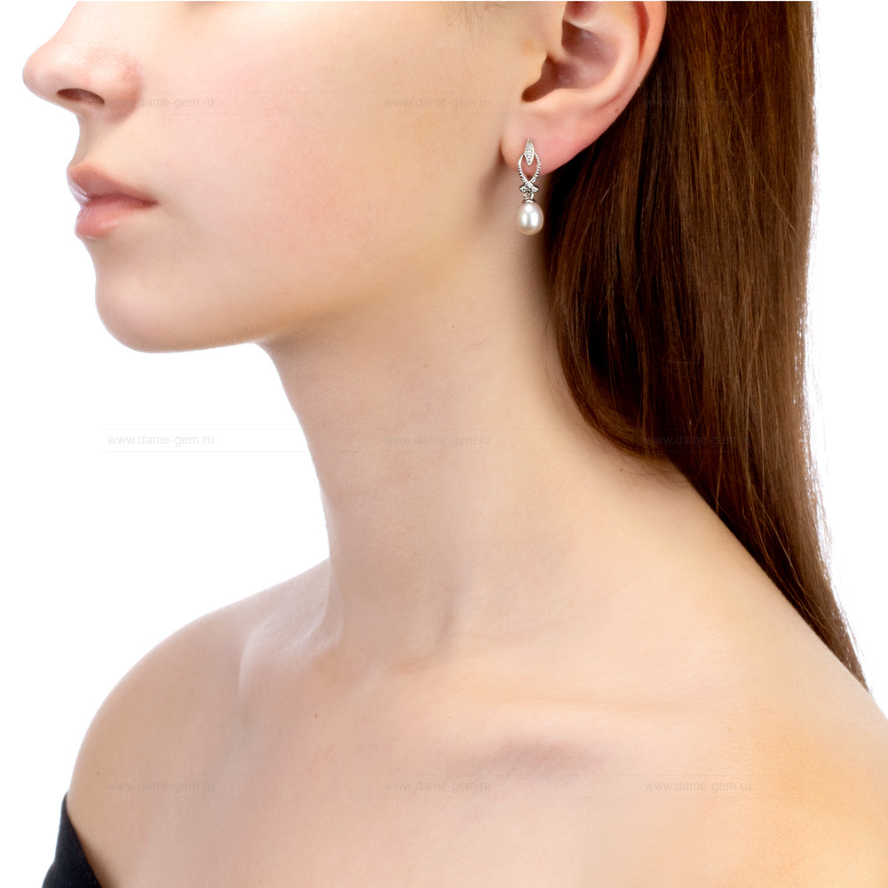 Серьги из серебра с белыми жемчужинами 7,5-8 мм. Артикул 12409 Серьги из серебра с белыми жемчужинами 7,5-8 мм. Артикул 12409