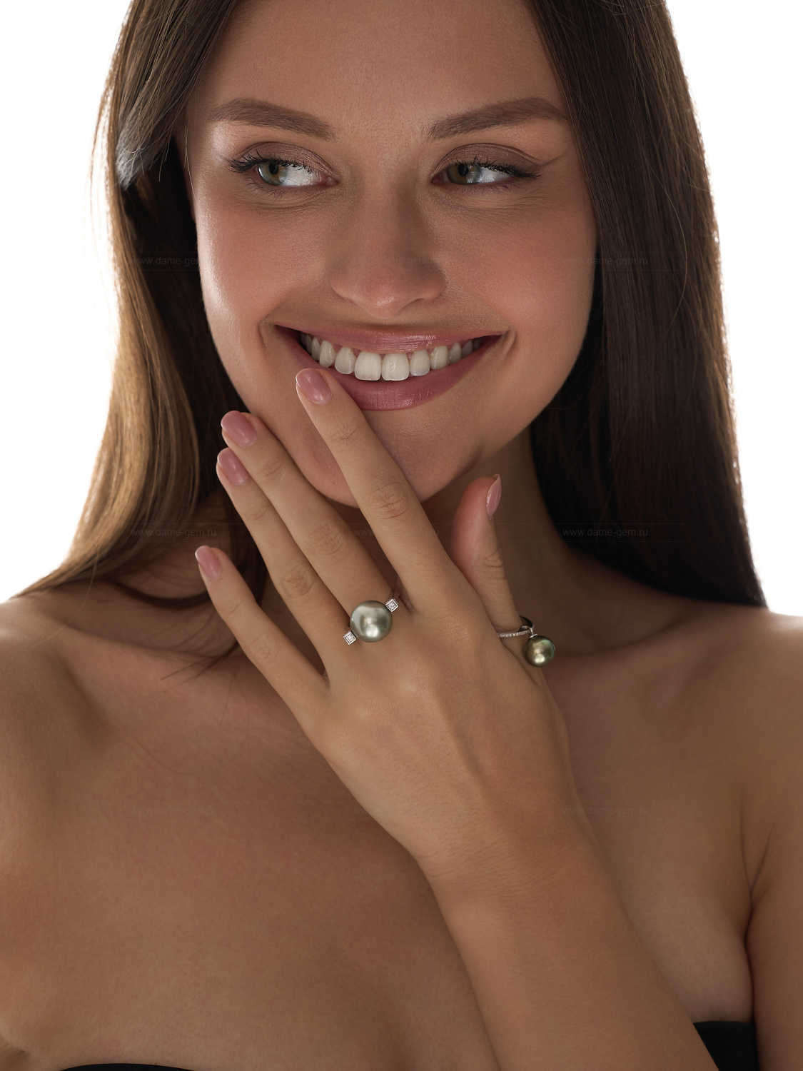 Кольцо из золота 585 пробы с черной Таитянской жемчужиной 10-10,5 мм. Артикул 11234 Кольцо из золота 585 пробы с черной Таитянской жемчужиной 10-10,5 мм. Артикул 11234