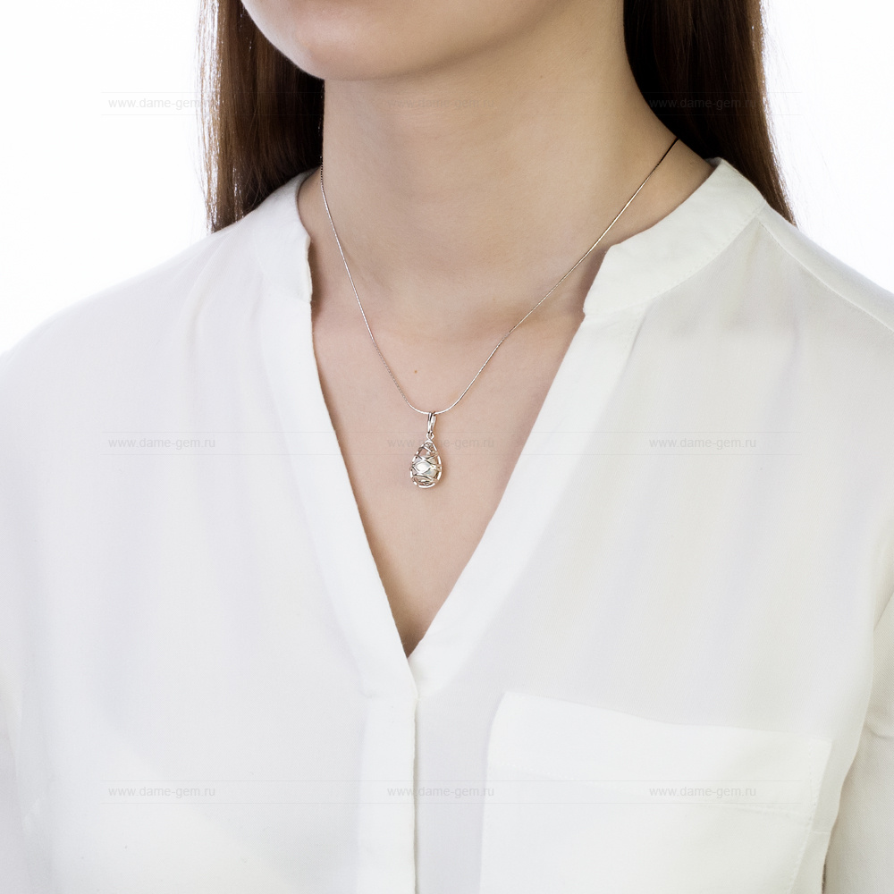 Кулон из серебра с белой речной жемчужиной 8-8,5 мм. Артикул 12088 Кулон из серебра с белой речной жемчужиной 8-8,5 мм. Артикул 12088