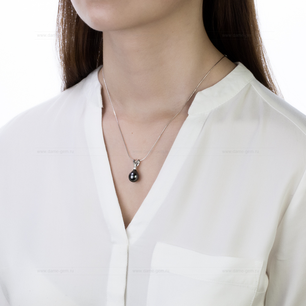 Кулон из серебра с черной Таитянской жемчужиной 10-10,5 мм. Артикул 10702 Кулон из серебра с черной Таитянской жемчужиной 10-10,5 мм. Артикул 10702