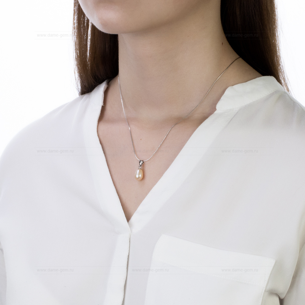 Кулон из серебра с розовой речной жемчужиной 7,5-8 мм. Артикул 11010 Кулон из серебра с розовой речной жемчужиной 7,5-8 мм. Артикул 11010