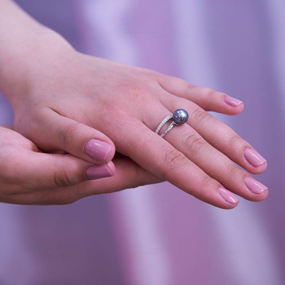 Кольцо из серебра 925 пробы с Таитянской морской жемчужиной 9-9,5 мм. Артикул 10881