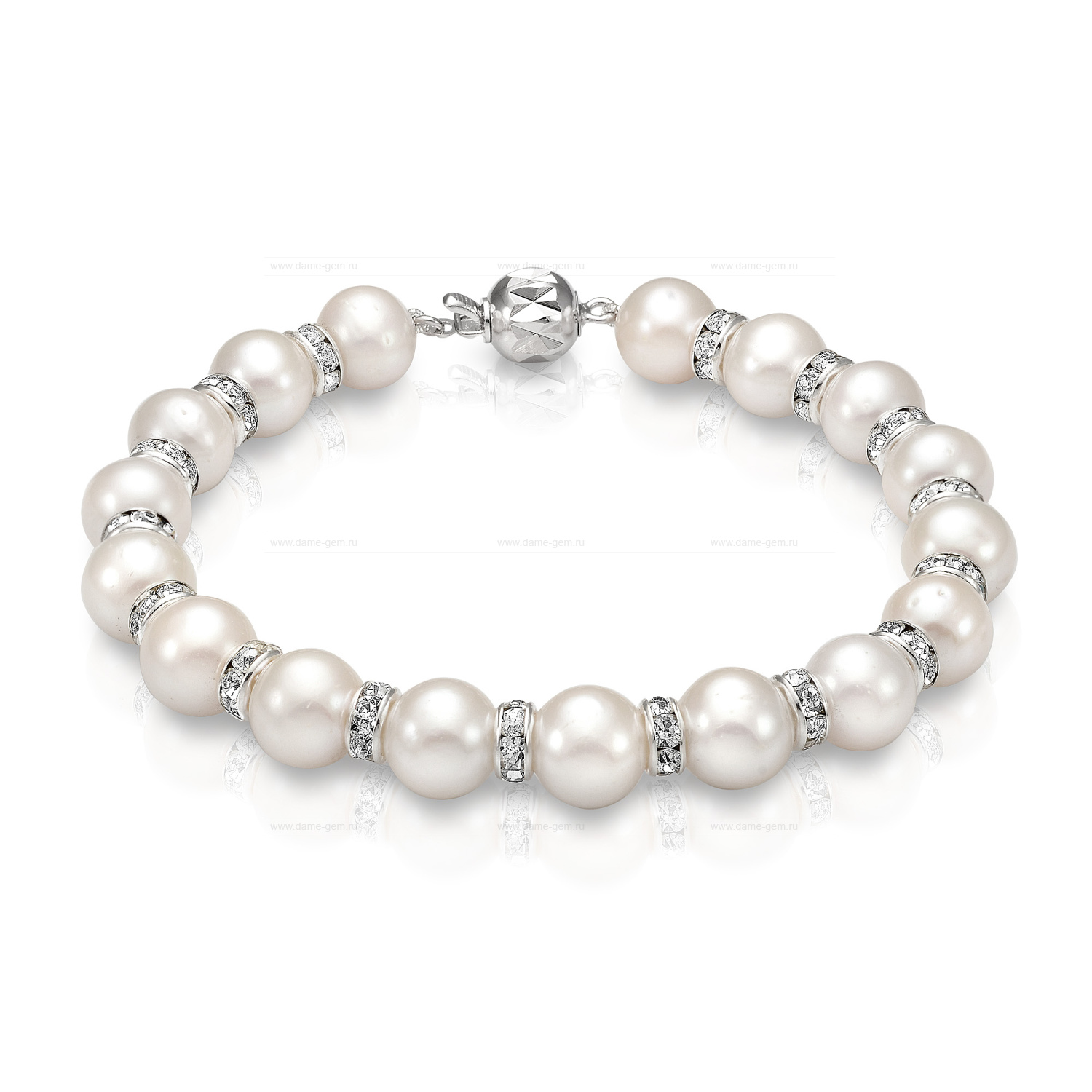 Браслет со стразами из белого речного жемчуга 8-8,5 мм. Качество жемчуга наивысшее ААА. Артикул 9381