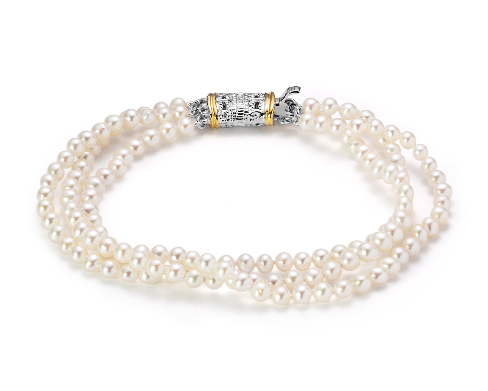 Браслет в 3 ряда из белого речного жемчуга 3-3,5 мм. Качество жемчуга наивысшее ААА. Артикул 9646