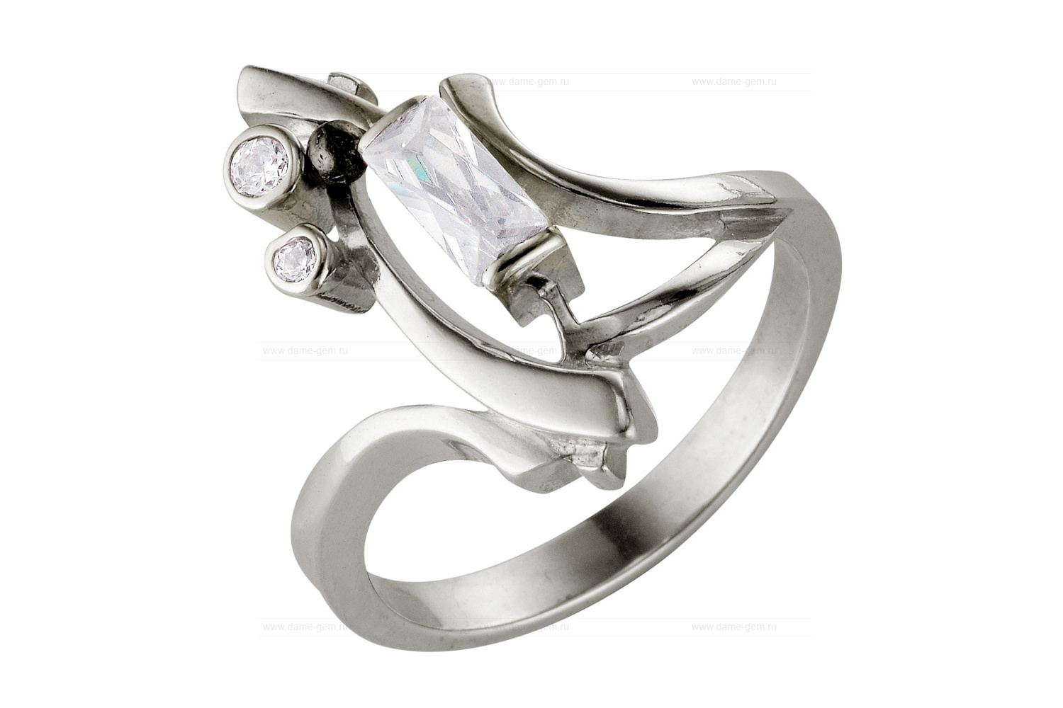 Кольцо из серебра 925 пробы с фианитами. Артикул 12363