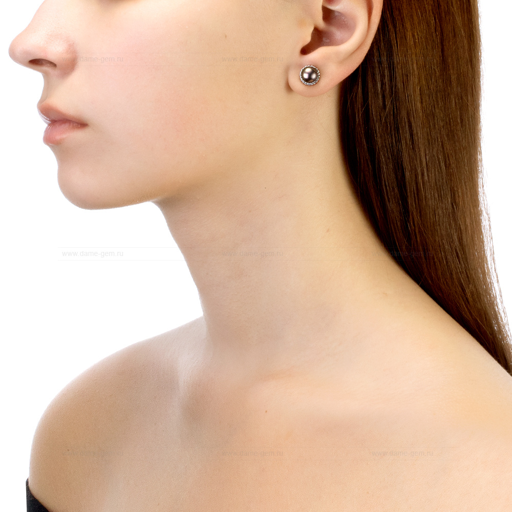 Серьги-пусеты из серебра с черными жемчужинами 7-7,5 мм. Артикул 11576